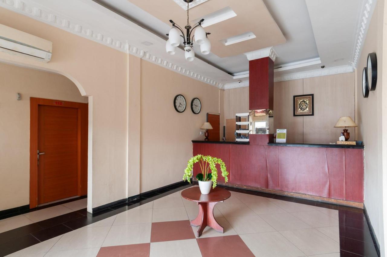 Residencia Hotel Medan Exterior foto